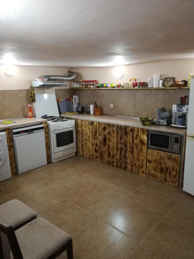 Къщи За Гости Ореха Samokov Buitenkant foto